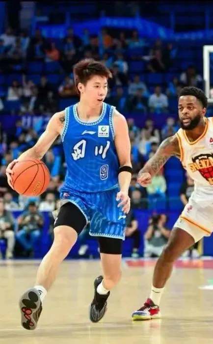 篮球训练术语大全集图片_2